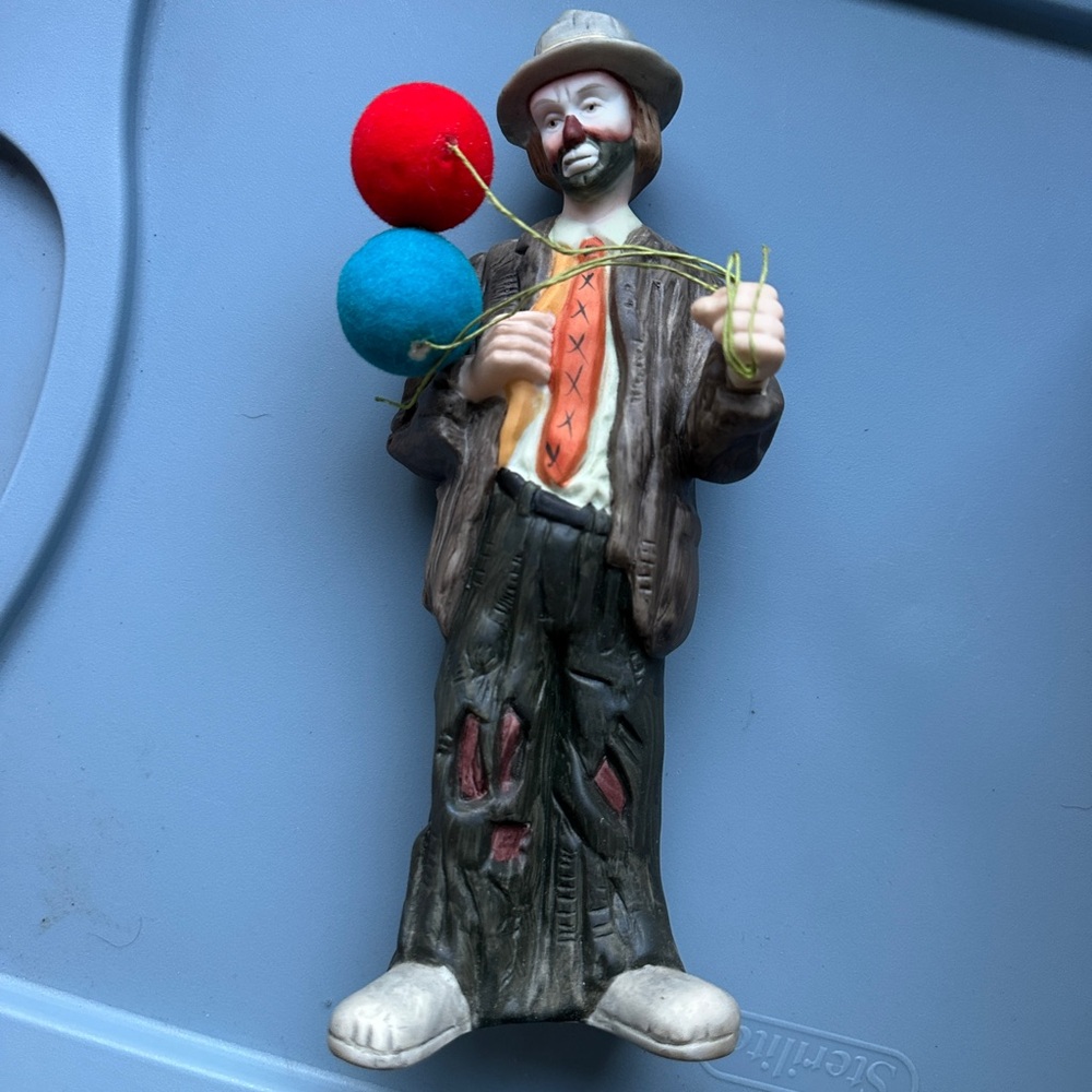 Emmett Kelly Balloon Man Figurine